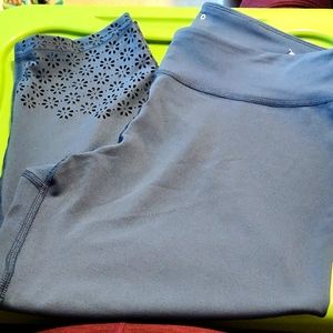 Aeropostale leggings capri length size xl